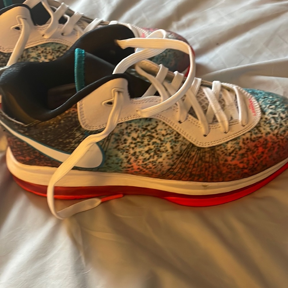 Lebron James Nike womens size 7